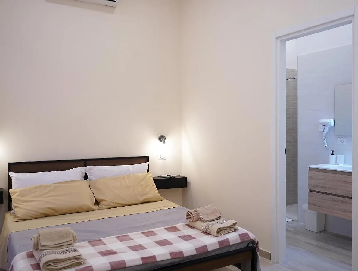 Giulia'S Home Naples